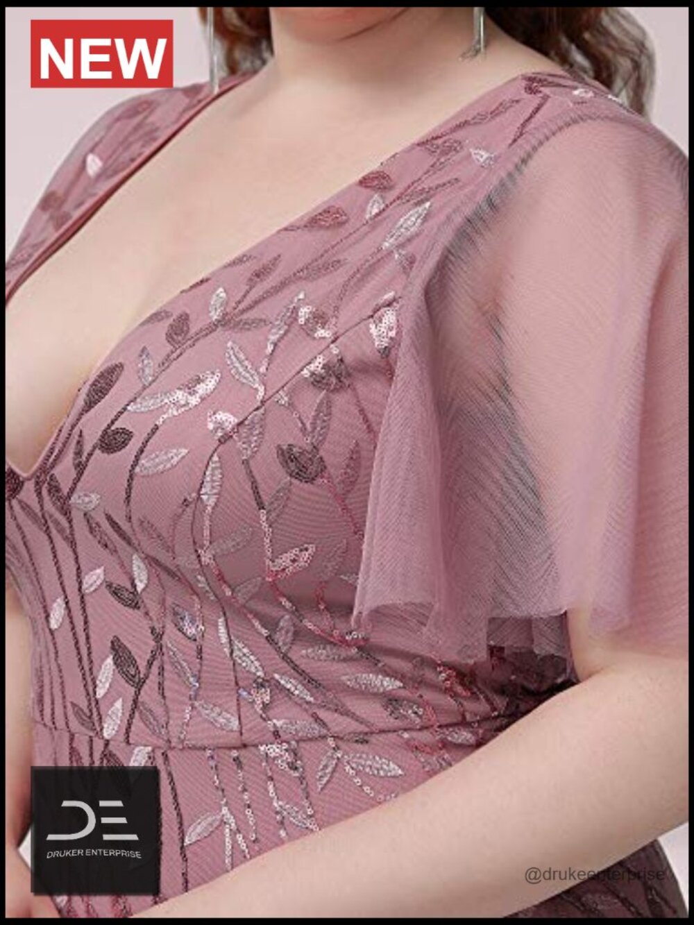 Plus Size Sequined Formal Dress with V-Neck Short Sleeves Floor-Length Mother - Picture 6 of 7